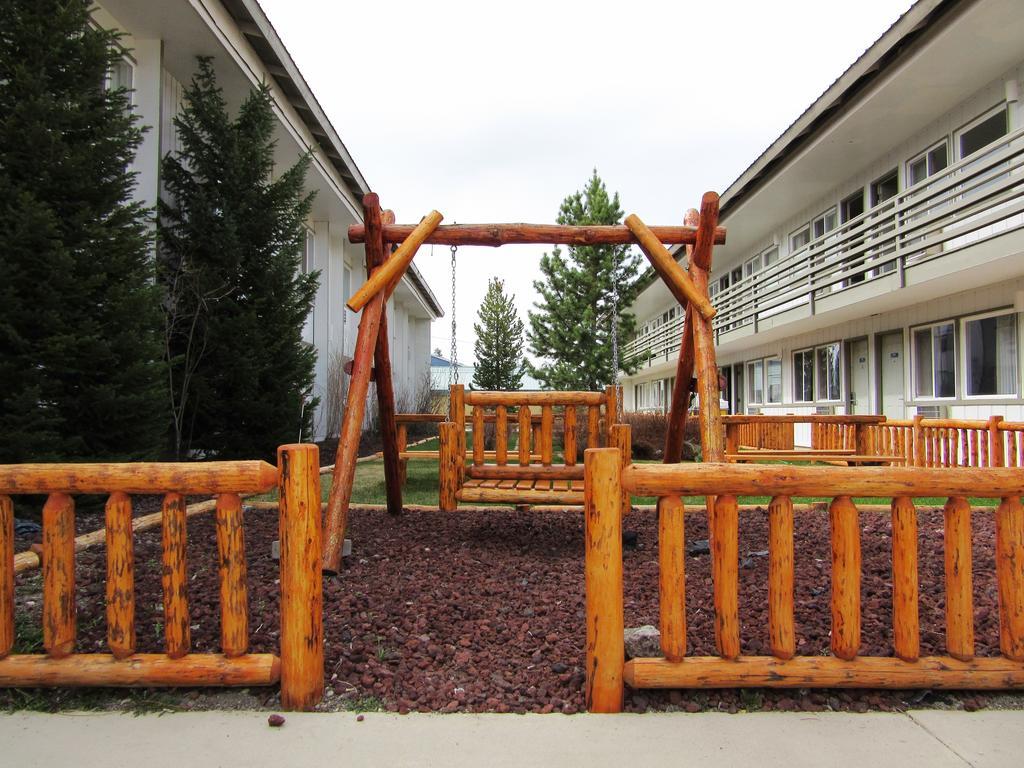 White Buffalo Hotel West Yellowstone Exteriör bild
